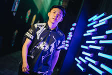 Evil Geniuses、Derrekの退団を発表のサムネイル画像