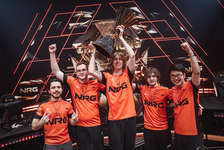 NRG s0m「味方がスパイクを解除している間、何が起きているのかも分からなかった。ただ背後からEthanの『俺たち、世界チャンピオンだ!』という声が聞こえた瞬間、全身がしびれて涙が自然にあふれたんだ」のサムネイル画像