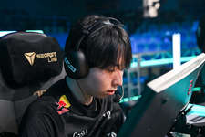 ZETA SugarZ3ro「フラクチャーは良い所が出せず、自分たちでどんどん崩れていった。スプリットはあまり経験していないような相手の構成で本当に難しかった」のサムネイル画像