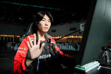 「NS RedForce」がRb / Xross、sungminコーチと2026年まで契約延長を発表のサムネイル画像