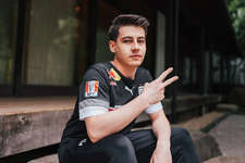 FUT EsportsからqRaxsのロスター離脱が発表、2021年から所属する最古参メンバーが戦線離脱のサムネイル画像