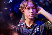 FNATICマネージャー、Chronicleのカナダ行きビザは4月にすでに取得済みだったことを明かすのサムネイル画像