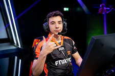VALORANT Champions 2025にFNATICの出場が決定、引き続きcrashiesを起用することをFNCマネージャーが明かすのサムネイル画像