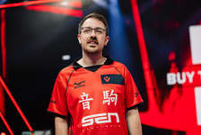 M80のヘッドコーチにKaplanが就任、NiSMOがコーチから選手へ復帰、DerrekがQoRへ移籍を発表のサムネイル画像